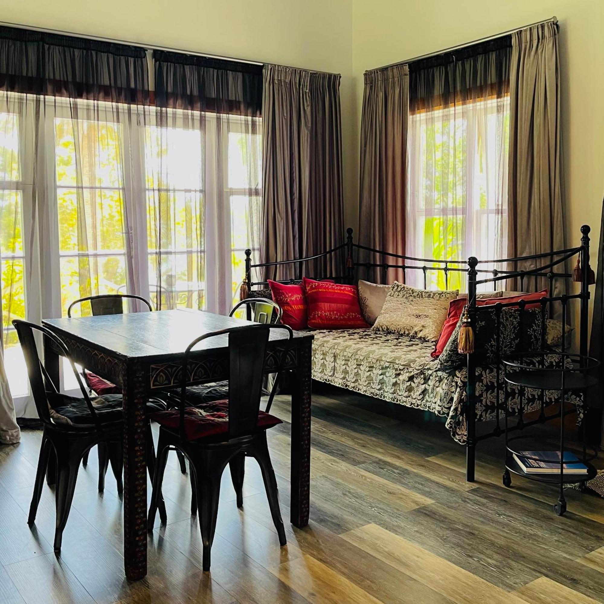 Marriners Luxury Guesthouse Rawene Экстерьер фото