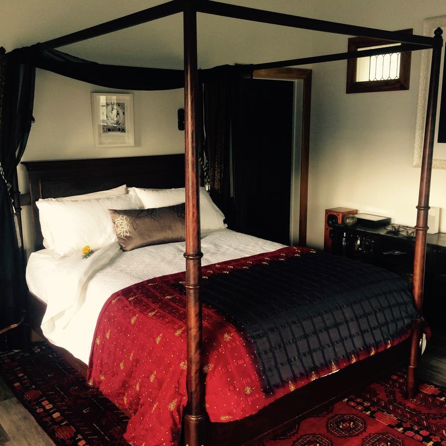 Marriners Luxury Guesthouse Rawene Экстерьер фото