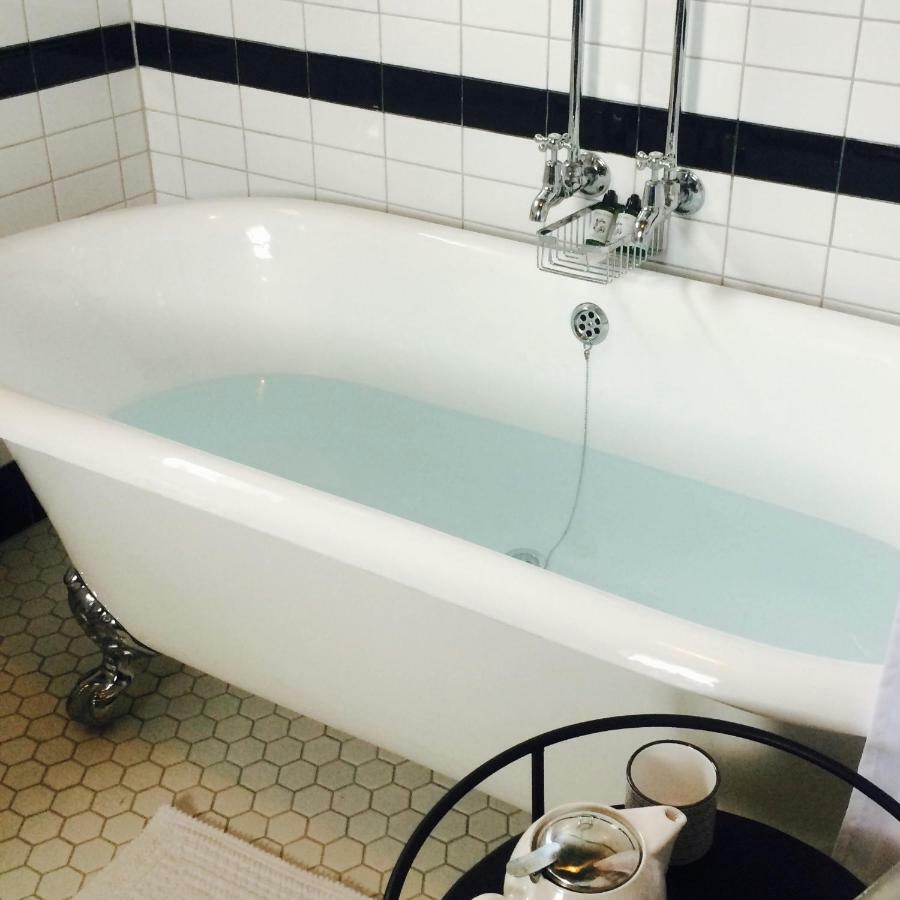 Marriners Luxury Guesthouse Rawene Экстерьер фото